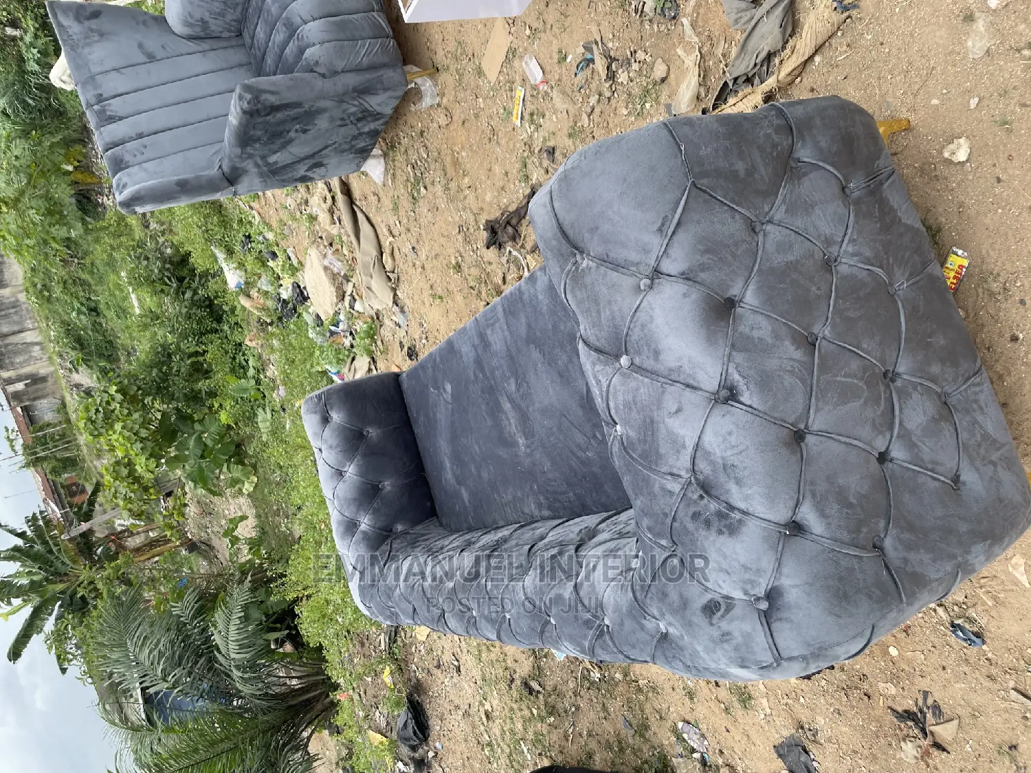 A Standard Luxury Seater With Center Table