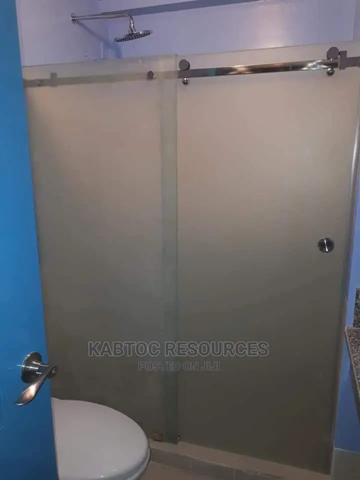 Glass Cubicles Bathup