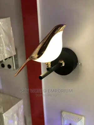 Modern Wall Lamp Magpie Bird Model Light