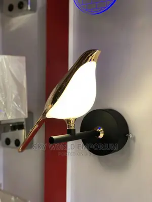 Modern Wall Lamp Magpie Bird Model Light