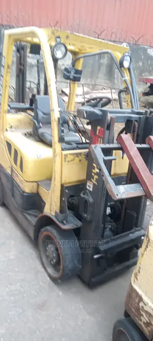 LPG Powered 2.5-3tons Folklift Machines