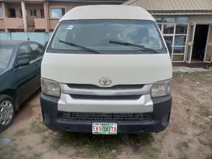Toyota Hiace Buses for Hire