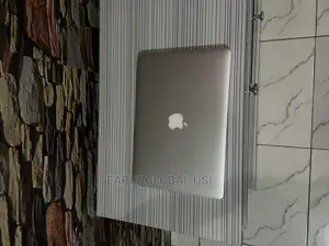 Laptop Apple MacBook Pro 2014 8GB Intel Core I5 SSD 512GB