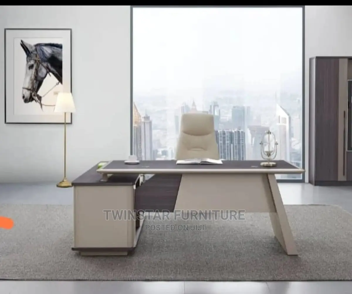 New Modern Executive Office Table With Extension 2mtr