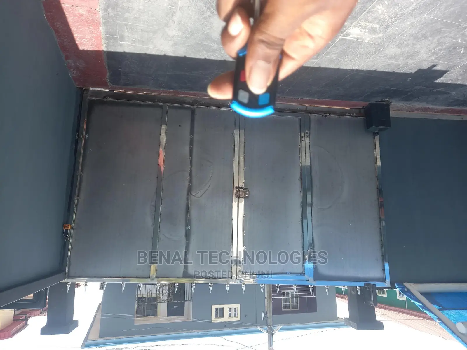 Very Quality Automatic Remote Gate Machine in Ikeja