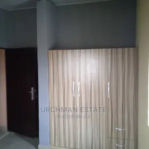 Furnished 3bdrm Apartment in Newsite Off Navy, Satellite Town for rent