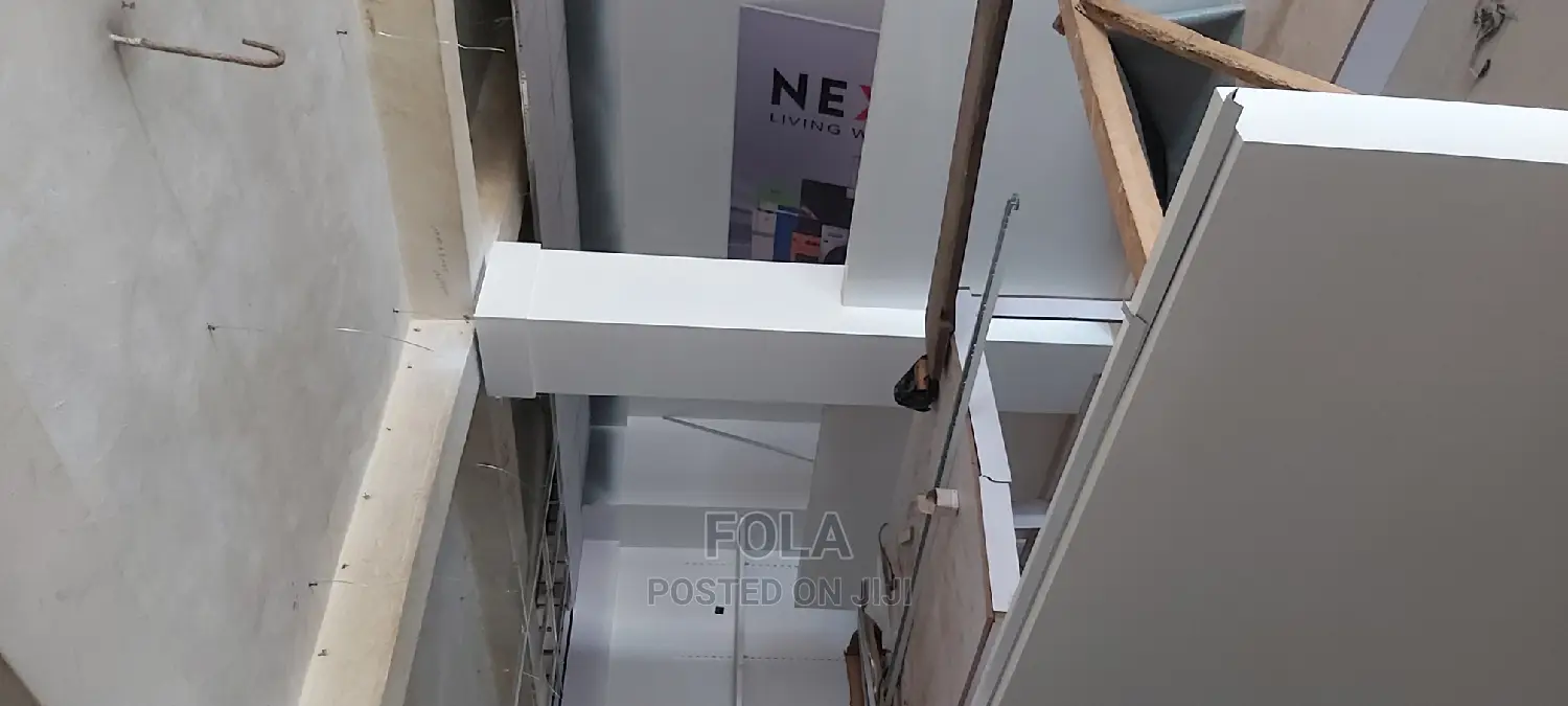 Suspended Ceilings With Grids