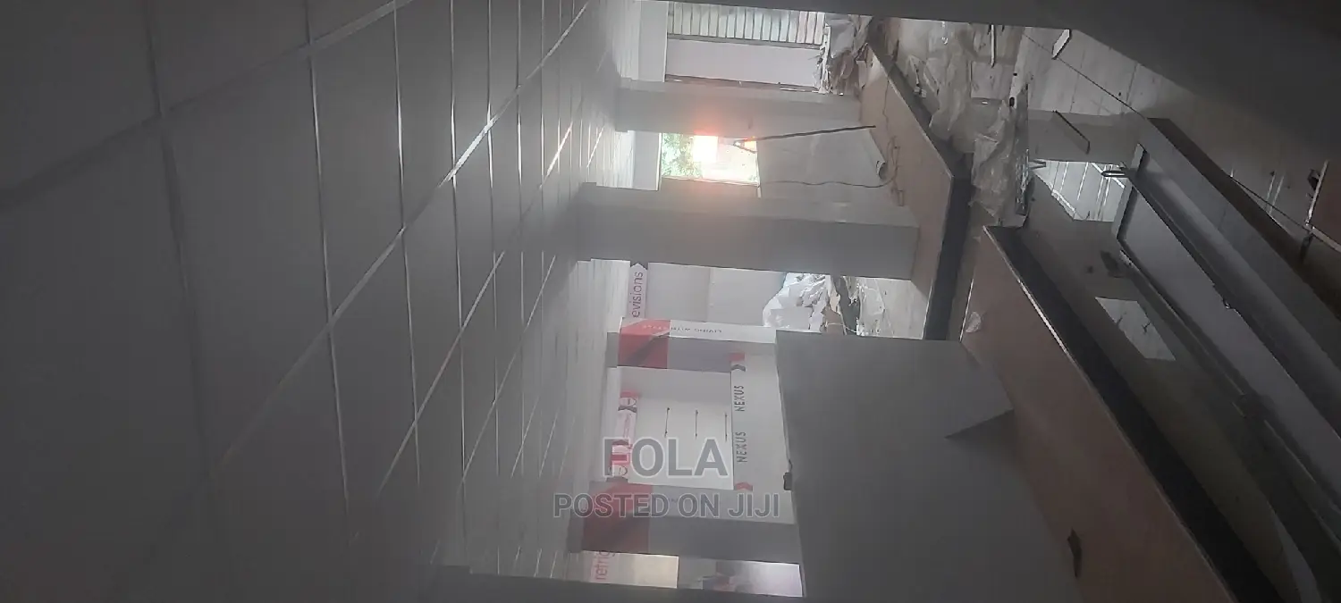 Suspended Ceilings With Grids