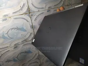 Laptop Dell Latitude 12 E5270 8GB Intel Core I7 HDD 1T
