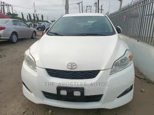 Toyota Matrix 2010 White