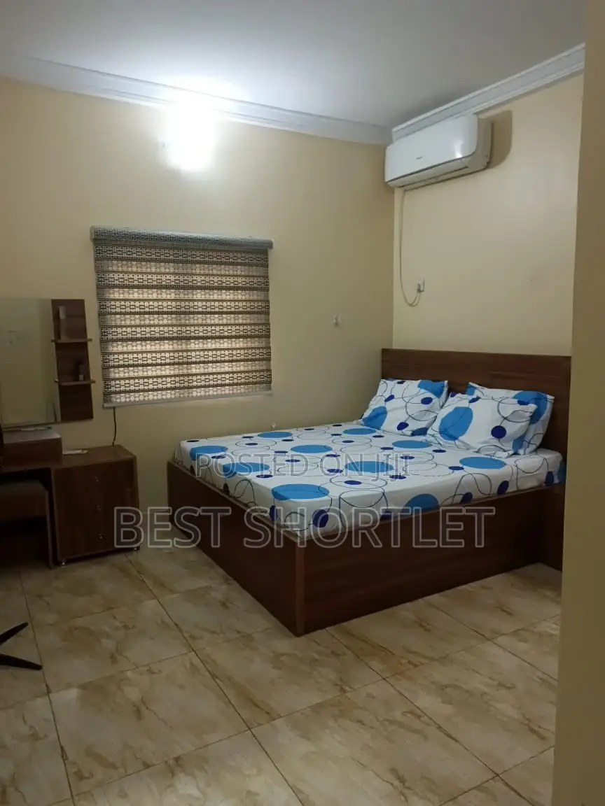 Spacious 1 Bedroom in a Shared Space