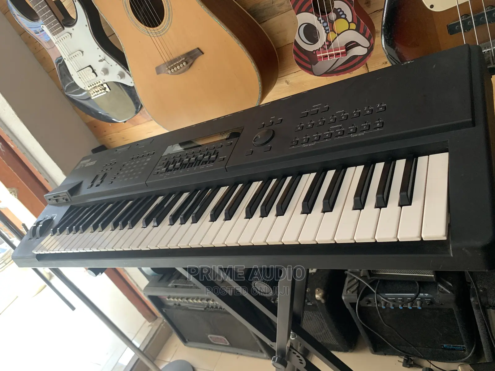 Yamaha SY85 Synthesizer Keyboard