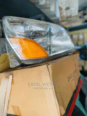 Head Light 2003 Pilot