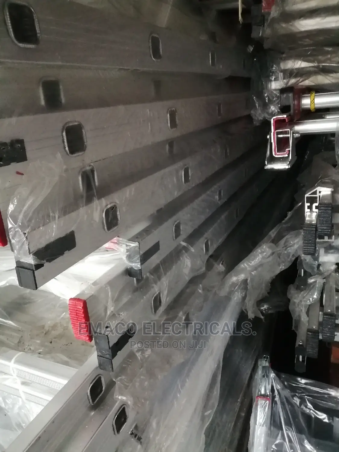 Aluminium Extension Ladders