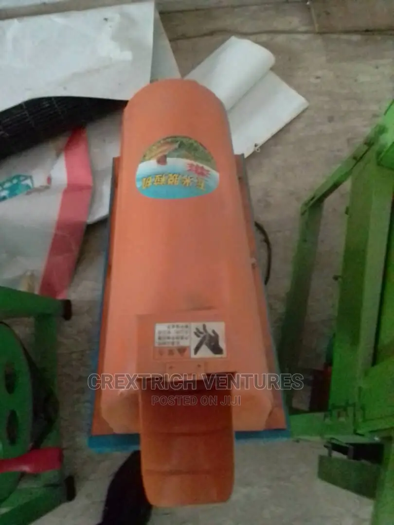 Mini Corn Thresher Machine