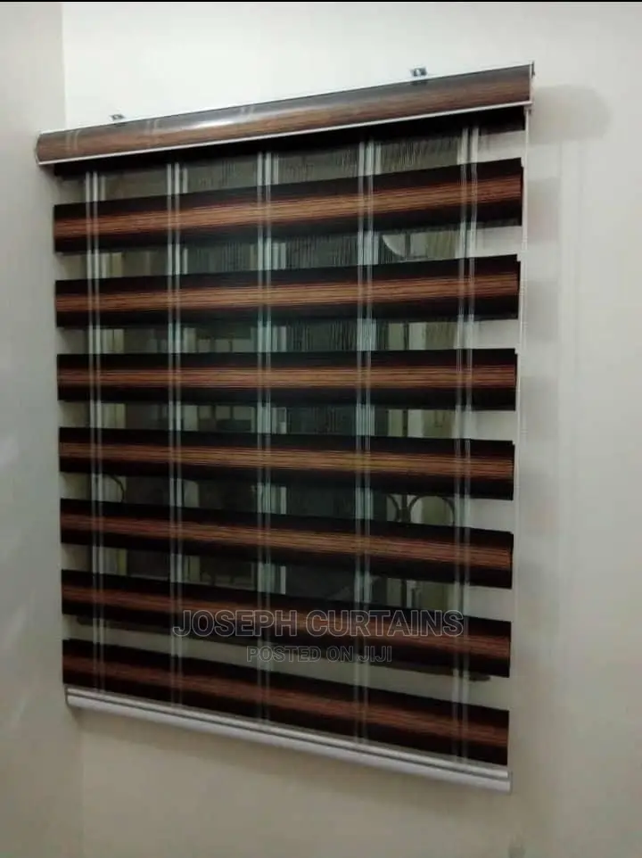Turkish Blind With Board