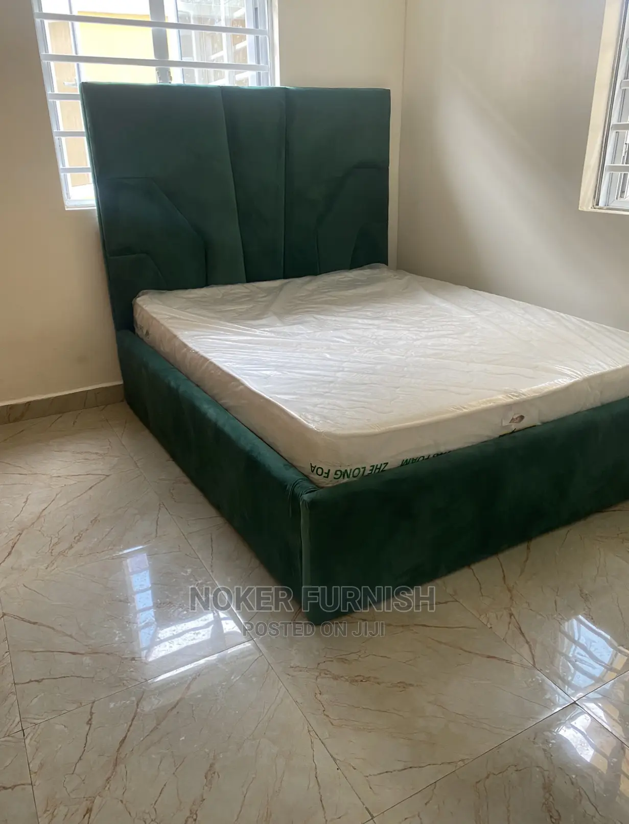 Available Sofa’S Bed 5ft X 6 Size