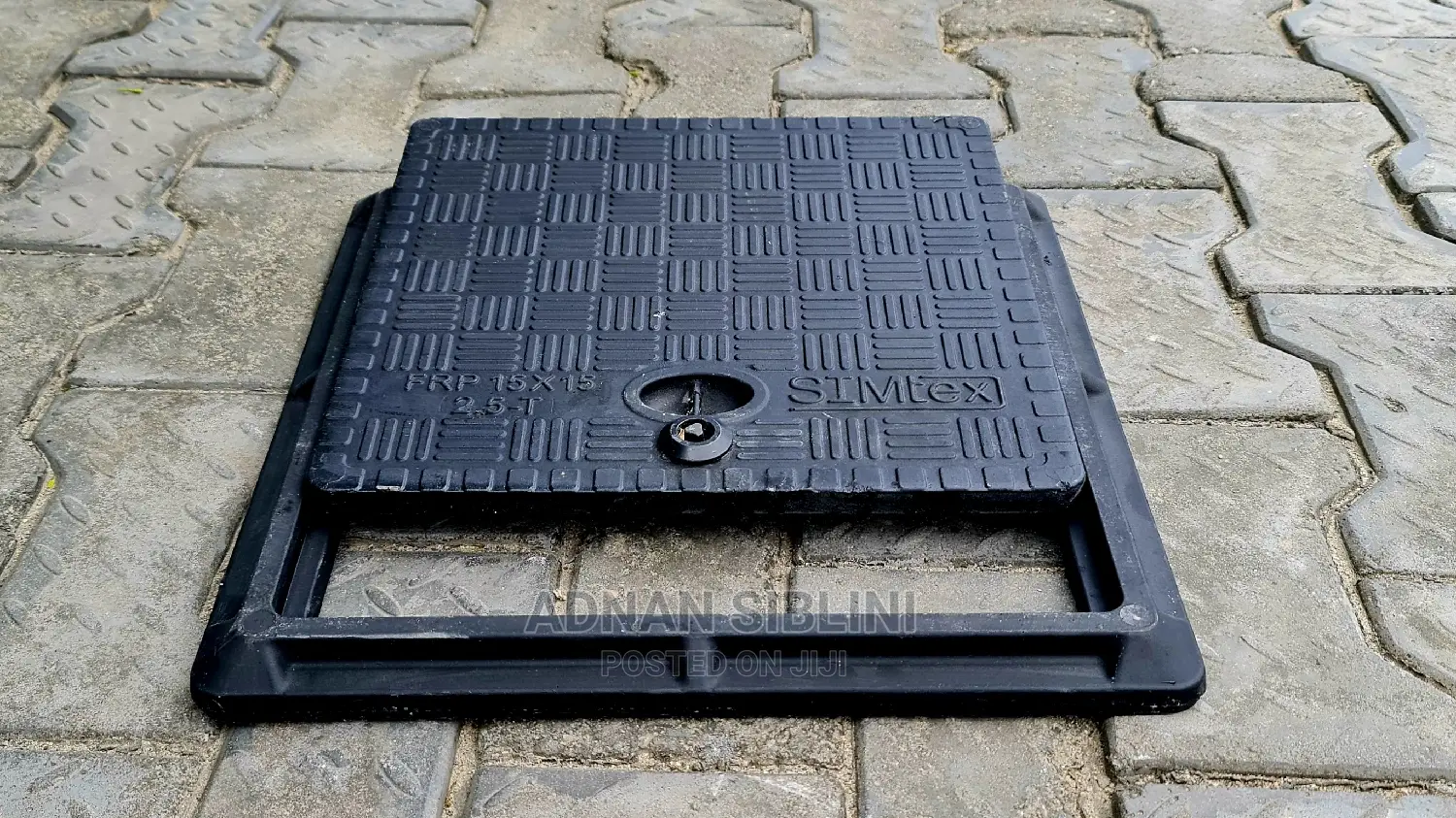 Manhole Cover 40x40 + Key