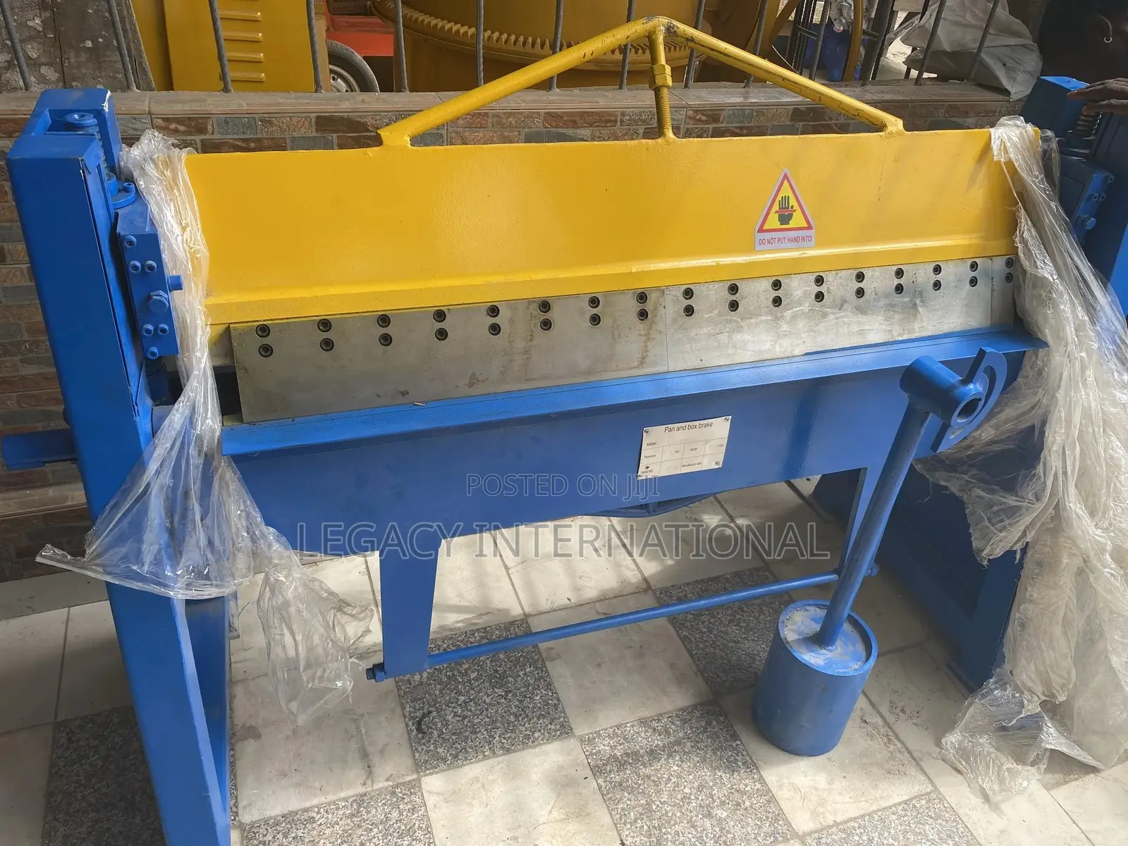 Pan and Box Brake