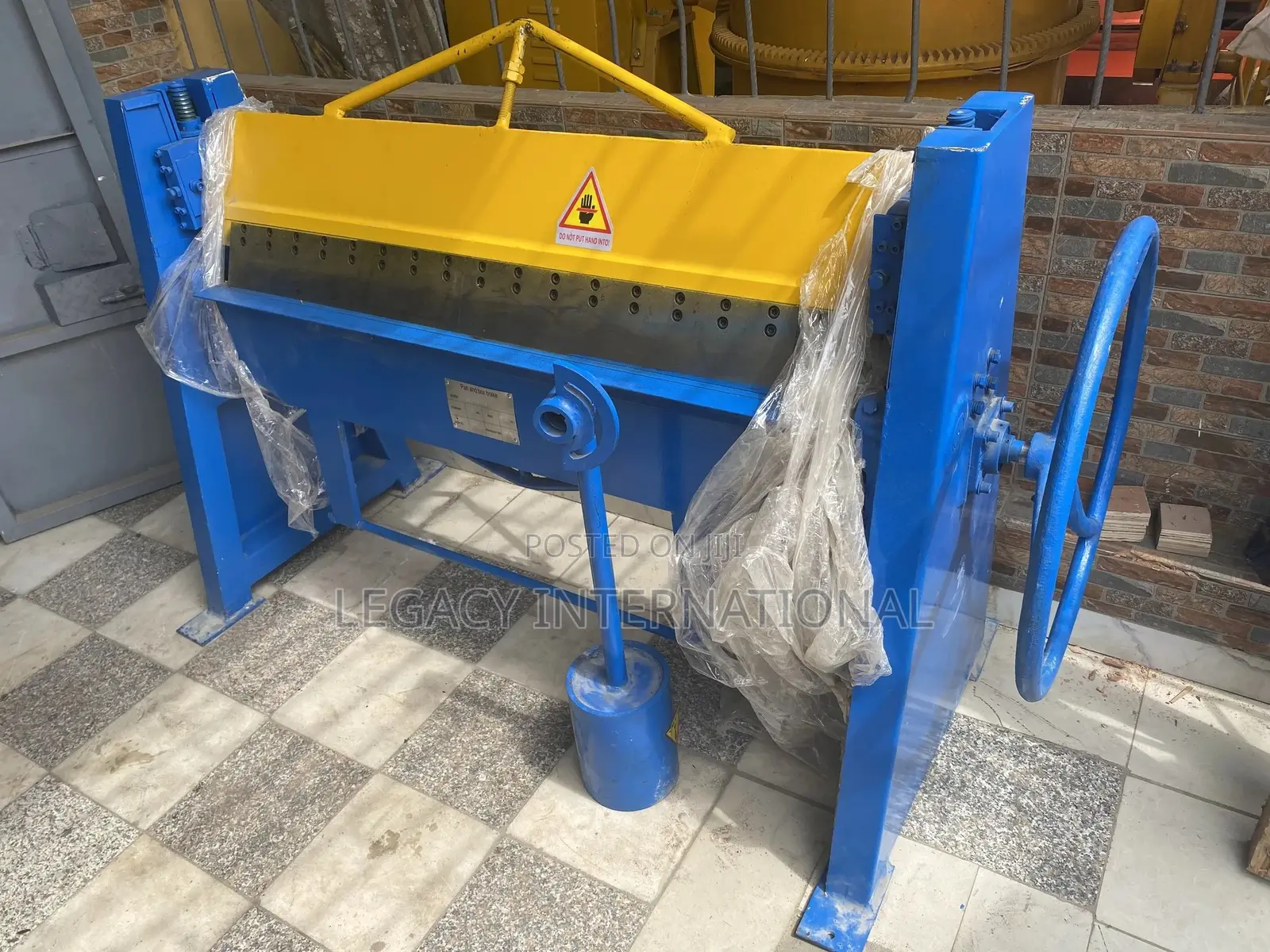 Pan and Box Brake