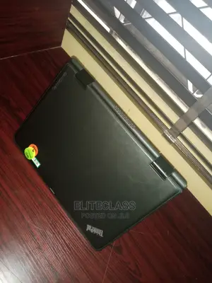 Laptop Lenovo ThinkPad Yoga 4GB Intel Core I3 SSD 256GB