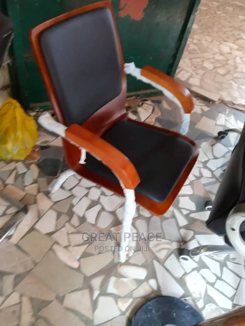 Visitors Chair