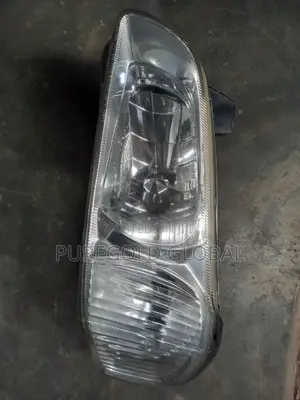 Headlamp for Nissan Maxima 2001