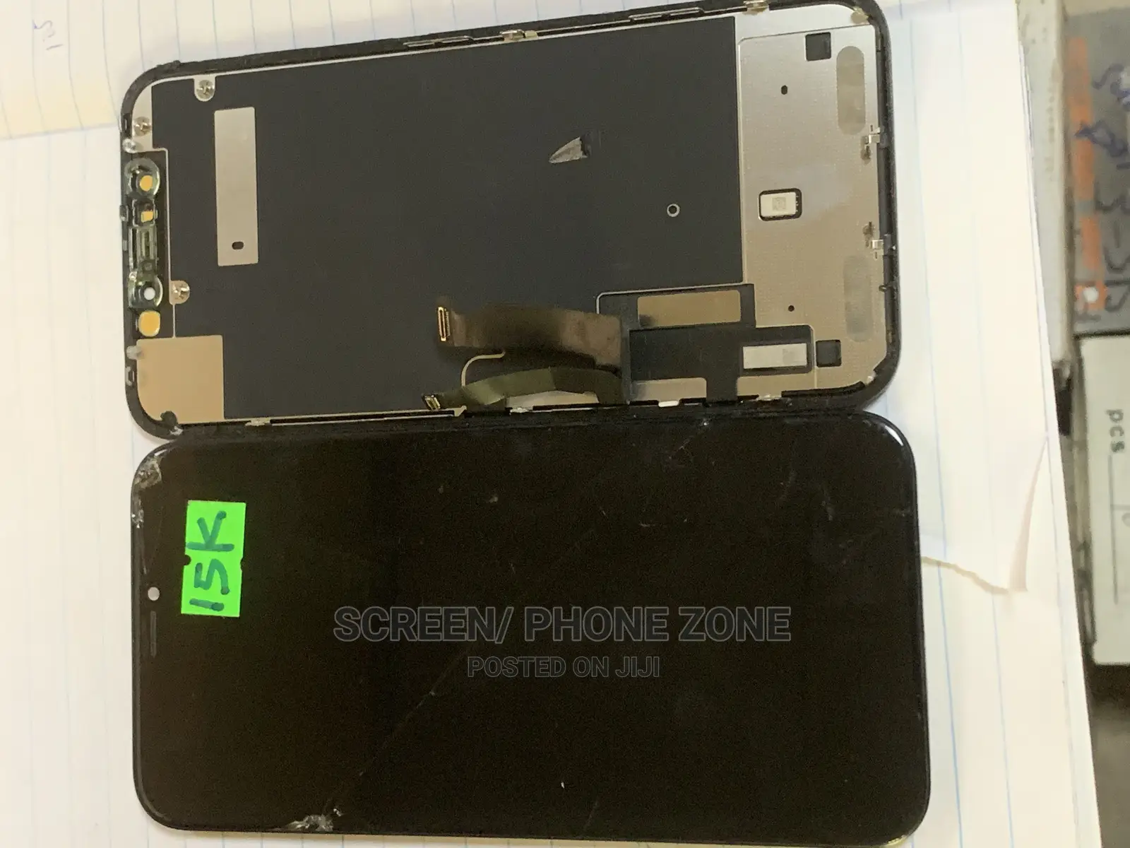 iPhone XR Screen With Minor Cracks