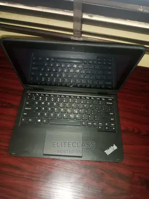 Laptop Lenovo ThinkPad Yoga 4GB Intel Core I3 SSD 256GB