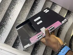 Macbook Pro Original Screen