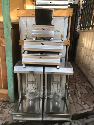 Photo - Shawarma and Toaster Machine