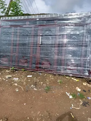 Noiseless Sliding Gate
