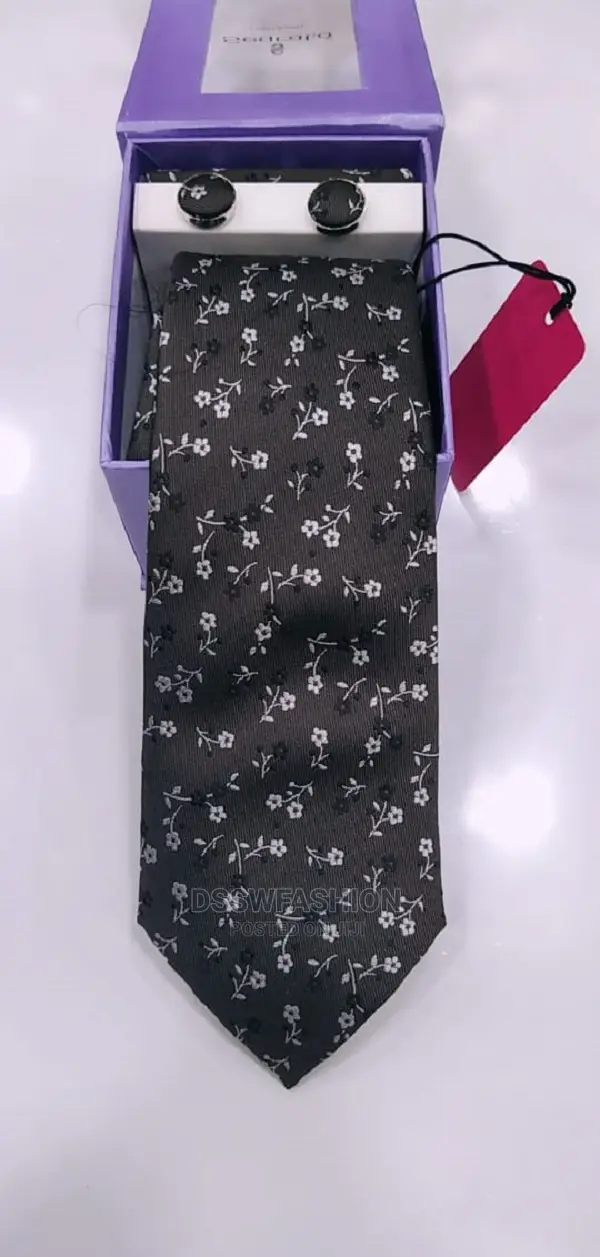 Exclusive 3pcs Turkish Suit + Free Premium Tie or Metal Cuff