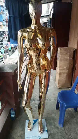 Female Gold Chrome Size 12 Faceless Detachable Mannequin