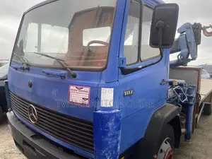 Mercedes-Benz 1117