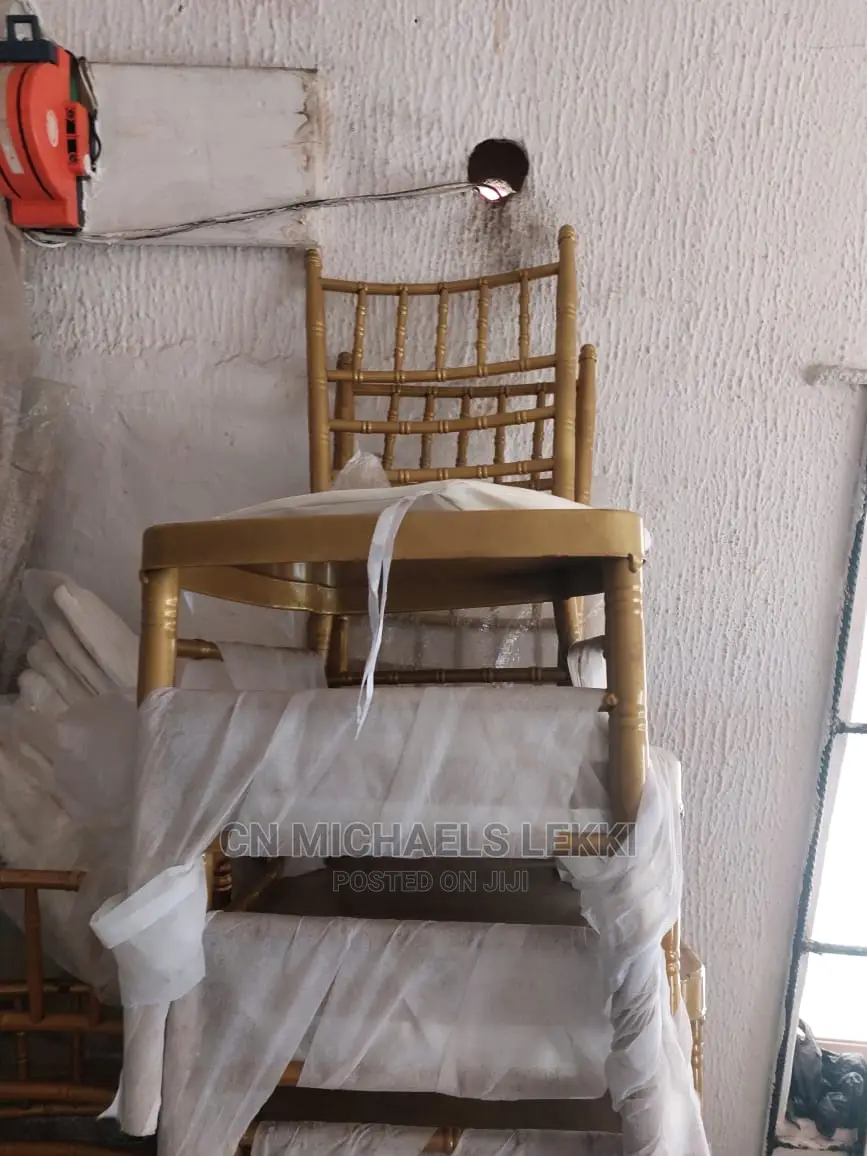 Chivalry Chair