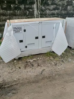 Quality Sp20kva Perkins Soundproof DIESEL Generator+Engine