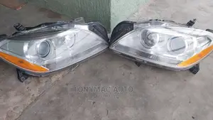 Mercedes-Benz ML350 166 2012 to 2015 Headlights