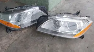 Mercedes-Benz ML350 2015 166 Headlights