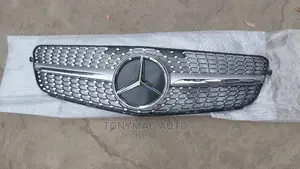 Mercedes-benz C300 2008,2010 To 2014 Front Grill
