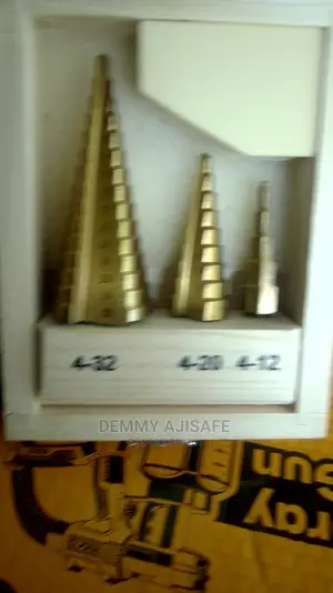 Set of Original Step Bit