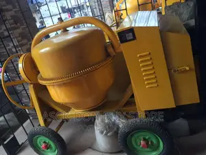 400liters Europec Concrete and Cement Mixer With Wheels.