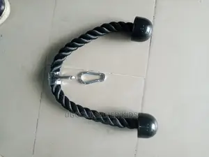 Gym Triceps With Hook Is Available