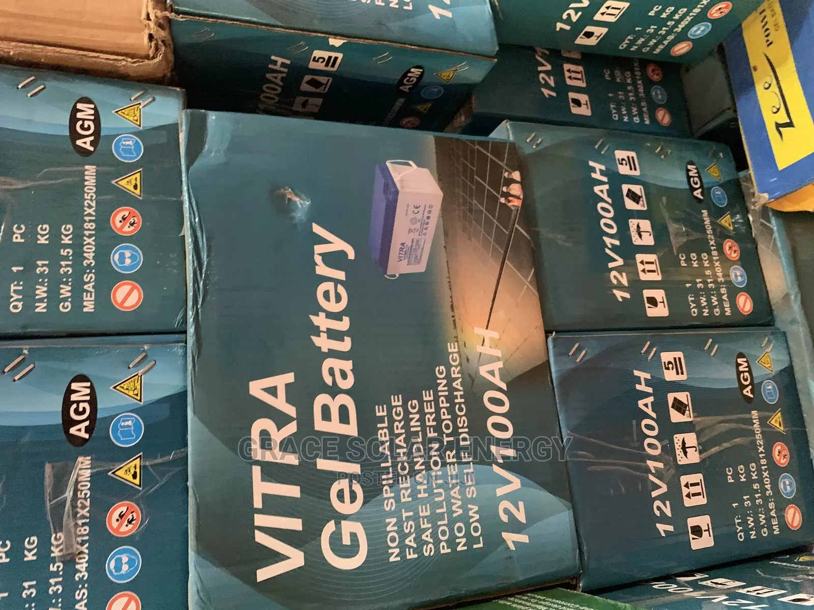 Vitra 100A 12v Battery