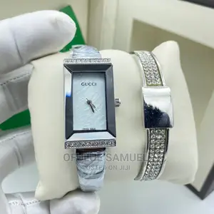 Female Non Tarnished Wristwatch