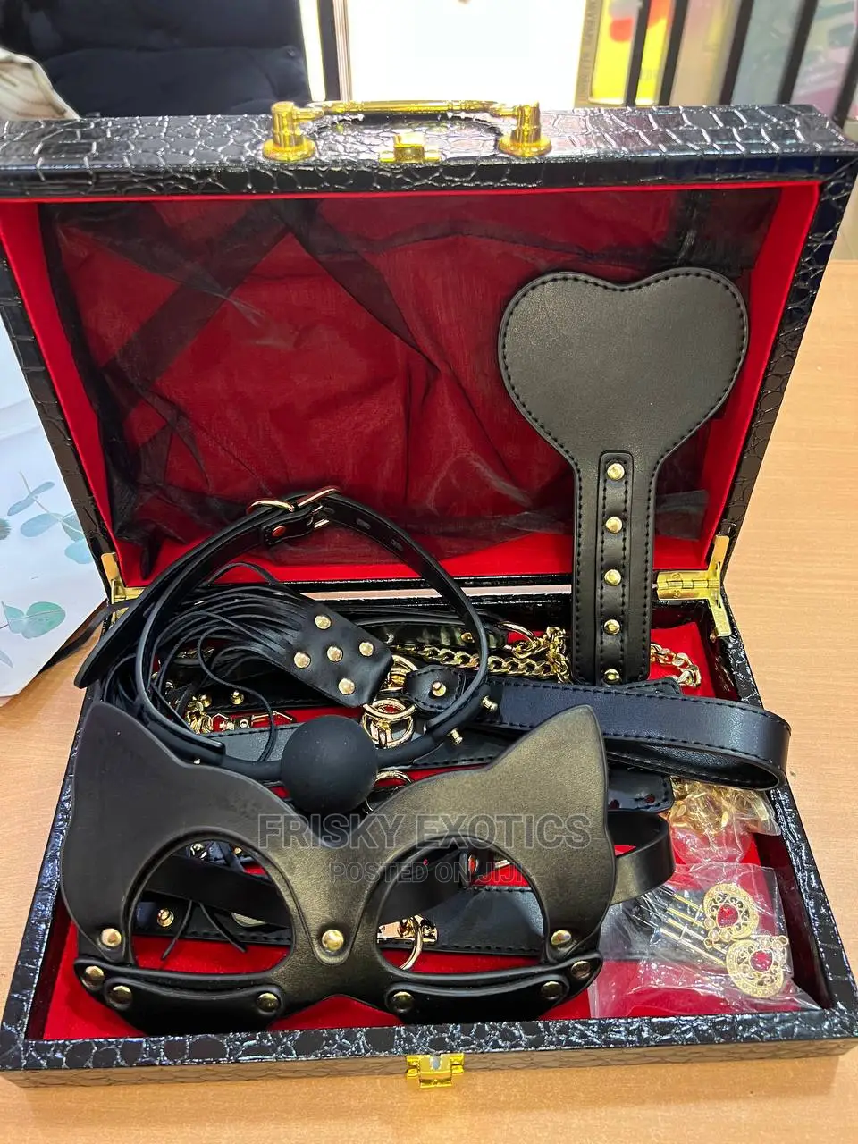 Luxury BDSM Kit With Suitcase