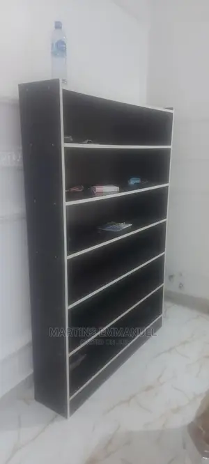 Shoe Rack With Six Steps