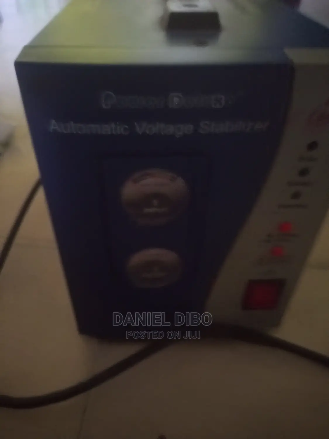 Power Deluxe 2000 Watt Stabilizer
