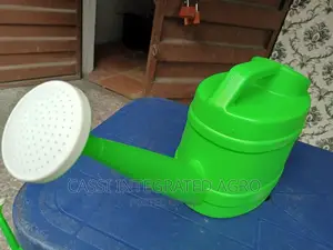 Watering Can 10L With Tiny Shower Mouth