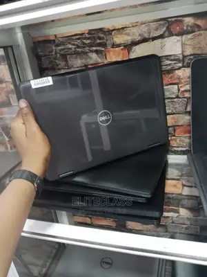 Laptop Dell Latitude 3189 4GB Intel Pentium SSD 128GB